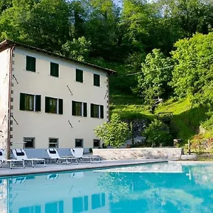 https://monnalisa.it-tuscanyhotel.com