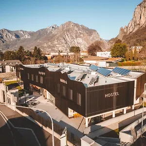 & Hostal Lecco