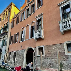 https://consul-palace.hotelinveneto.com