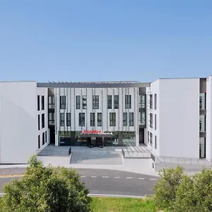 https://hampton-by-hilton-isola-nuova.hotelinveneto.com